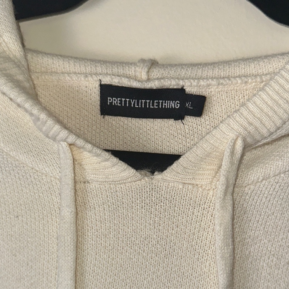 Pretty Little Thing Cream Hoodie Sweater Size XL - Picture 4 of 7